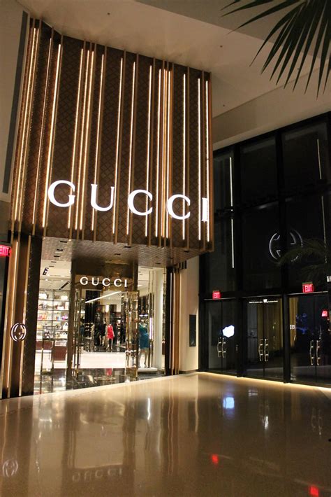 gucci las vegas outlet.